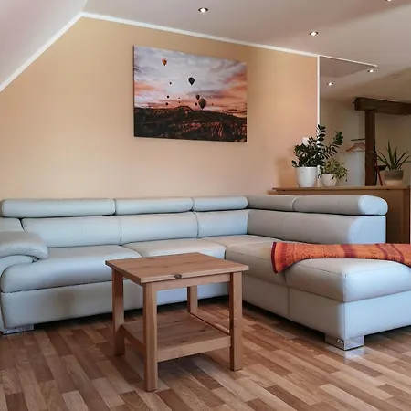 Am Wachhuegel * Daasdorf am Berge